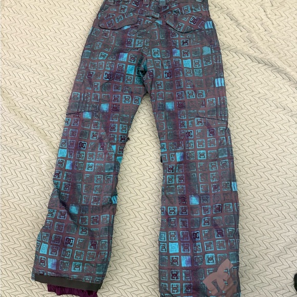 DC Shoes Girls Ace K 14 Snowboard Ski Pants SZ XL - Picture 7 of 9